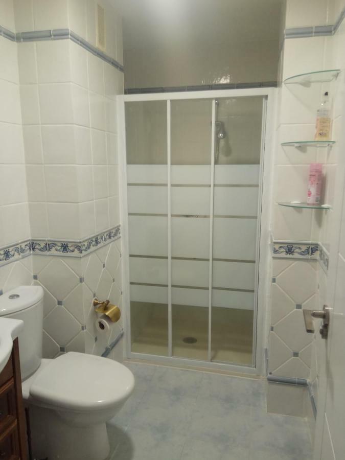 Guesting Ladreda Apartment Cadiz Bagian luar foto