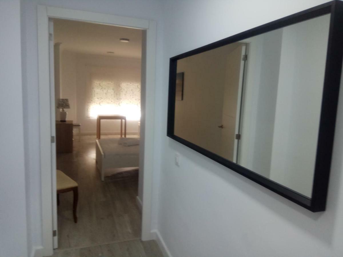 Guesting Ladreda Apartment Cadiz Bagian luar foto