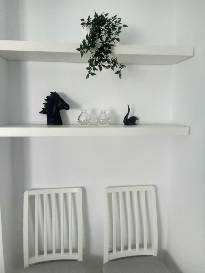 Guesting Ladreda Apartment Cadiz Bagian luar foto